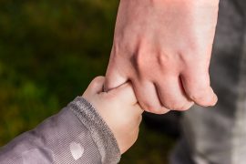 hands-1797401_1920 hands-1797401_1920